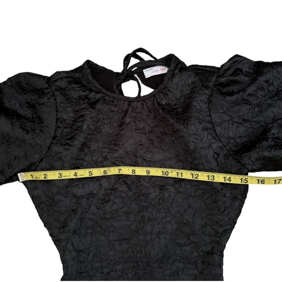 Lisa Says Gah Gwen Midi Open Back Balloon Sleeve Dress Size XS Elastic Black Tie - Picture 7 of 7